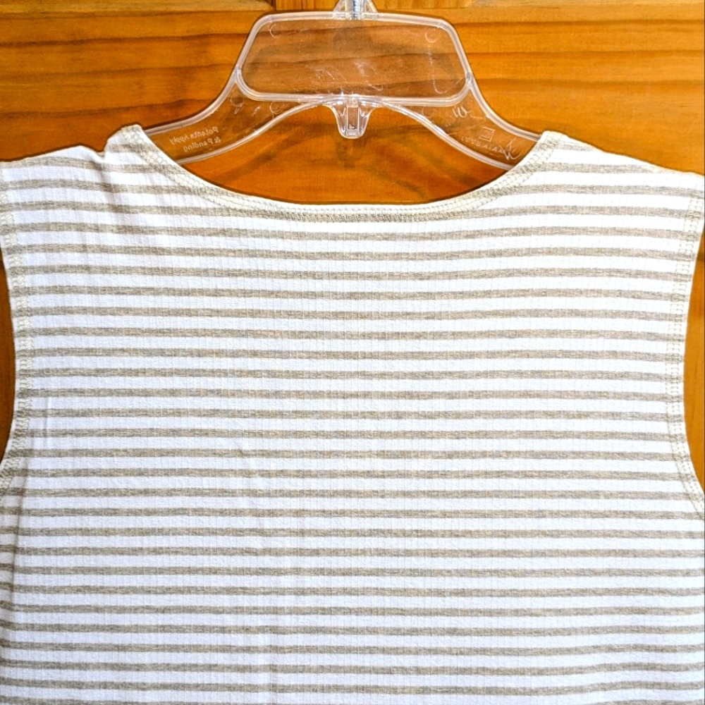 Chico’s Designs Women's Sz 3 Med Tank Top Beige Cream Stripes Sleeveless Stretch - Picture 8 of 9